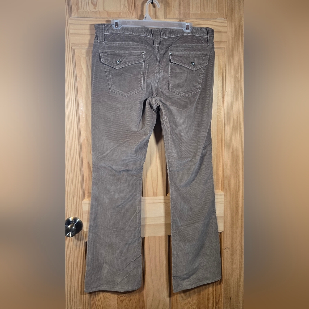 Vintage Gap Bootcut Midrise Corduroy Tan Womens 14 90s Retro Fall Winter NWOT - Picture 2 of 6